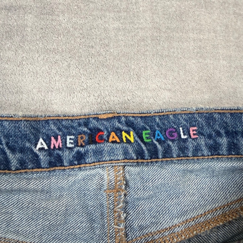 American Eagle Shorts Womens 6 Blue Baggy Distressed Rainbow Embroidered Denim - Picture 4 of 12